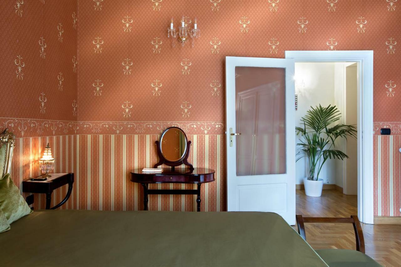 La Casa Sul Nilo Apartment Naples Luaran gambar